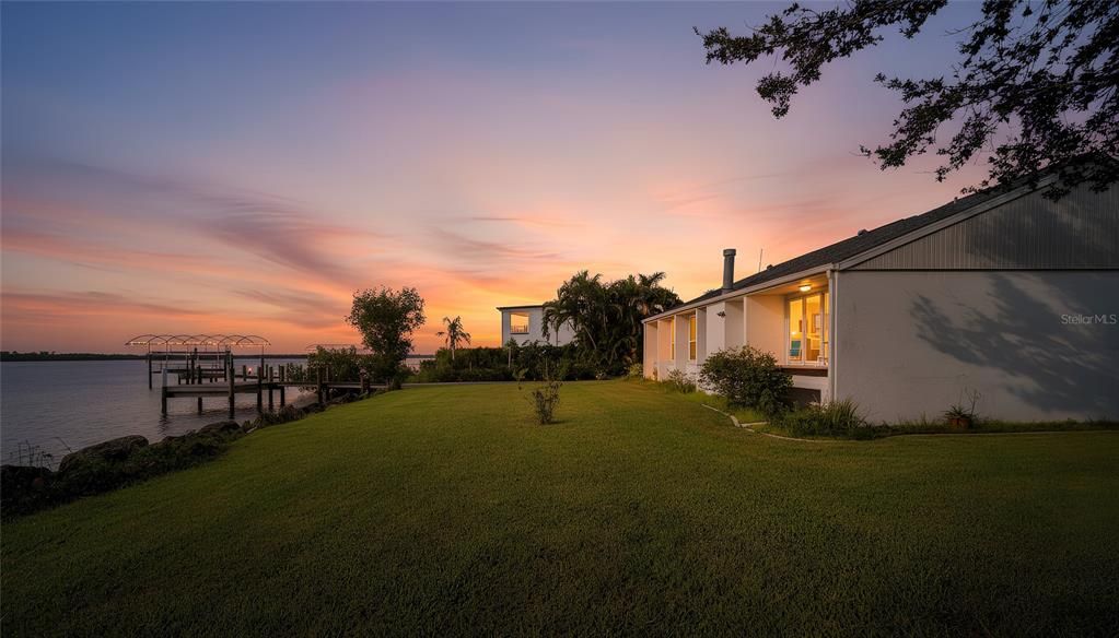 For Sale: $625,000 (3 beds, 2 baths, 1861 Square Feet)