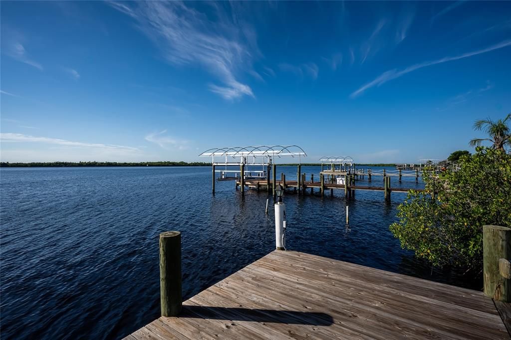 For Sale: $625,000 (3 beds, 2 baths, 1861 Square Feet)