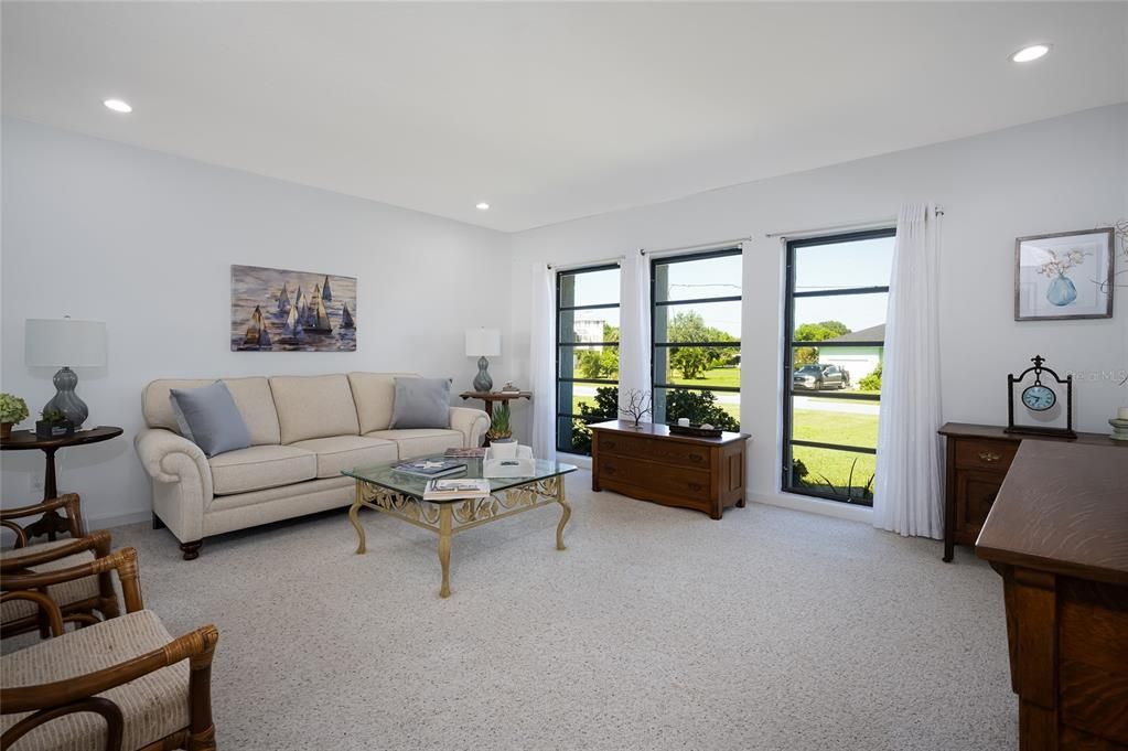 For Sale: $625,000 (3 beds, 2 baths, 1861 Square Feet)