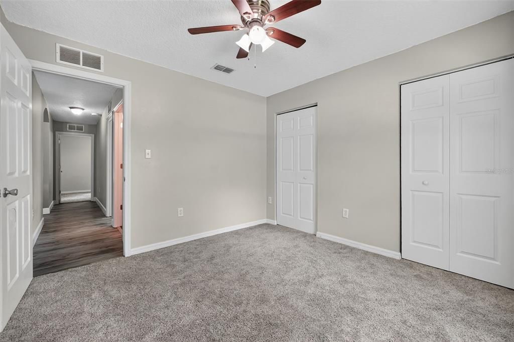 For Sale: $324,900 (4 beds, 2 baths, 1710 Square Feet)