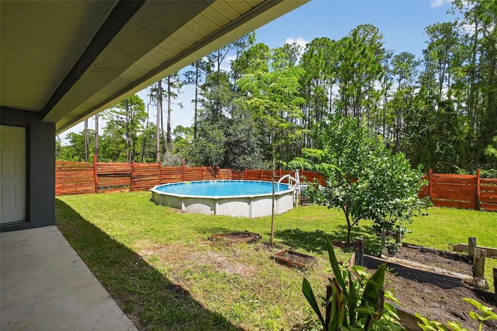 For Sale: $324,900 (4 beds, 2 baths, 1710 Square Feet)