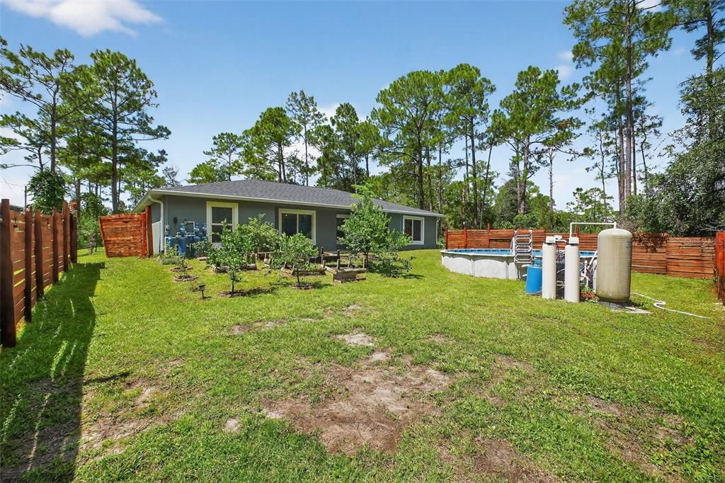 For Sale: $324,900 (4 beds, 2 baths, 1710 Square Feet)