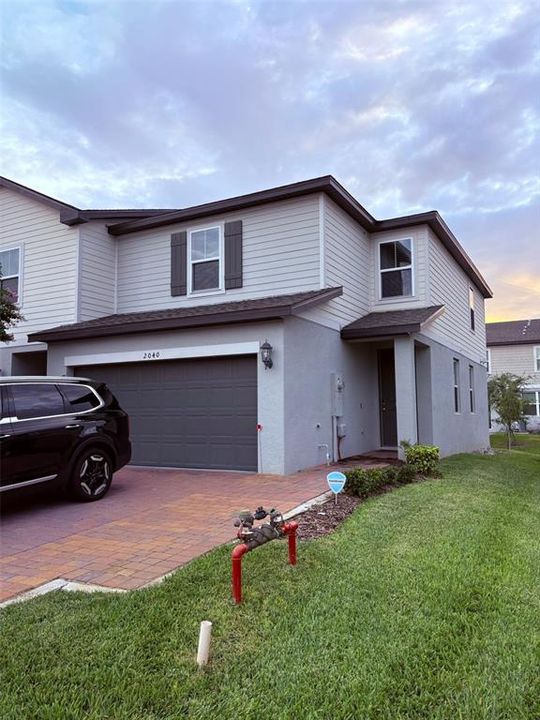 待售: $370,000 (3 贝兹, 2 浴室, 1574 平方英尺)