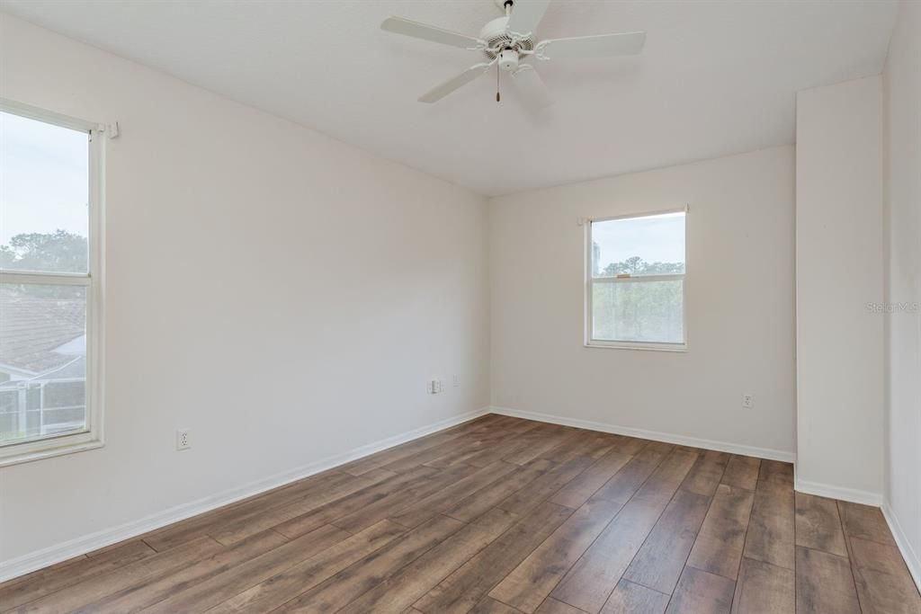 Activo con contrato: $799,900 (3 camas, 3 baños, 3386 Pies cuadrados)