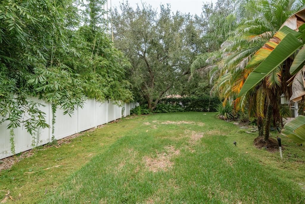 Activo con contrato: $799,900 (3 camas, 3 baños, 3386 Pies cuadrados)