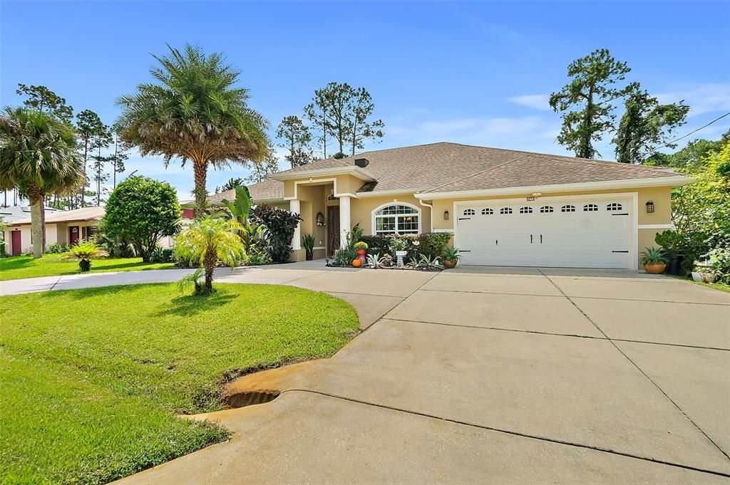 For Sale: $478,000 (4 beds, 2 baths, 2525 Square Feet)