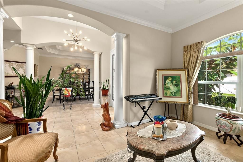 For Sale: $478,000 (4 beds, 2 baths, 2525 Square Feet)