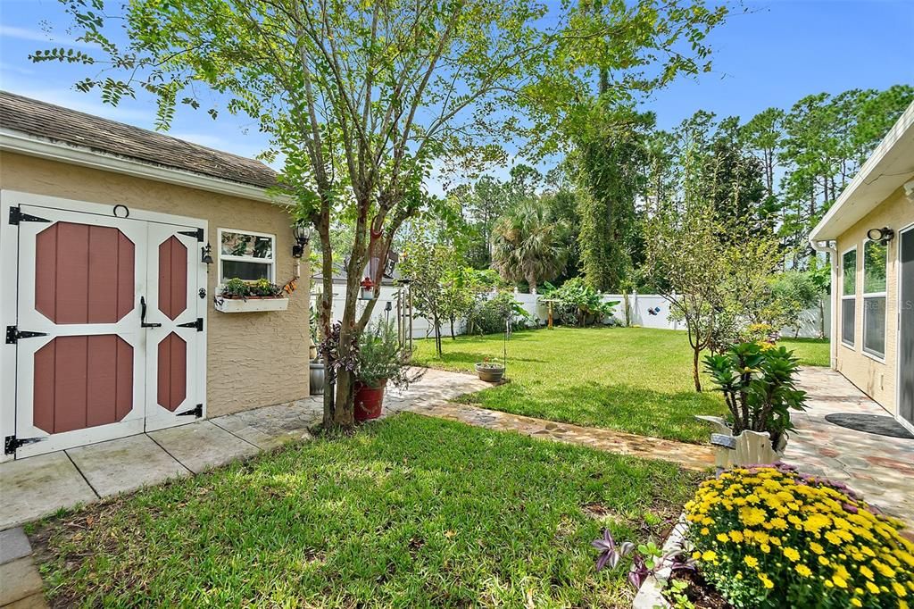 For Sale: $478,000 (4 beds, 2 baths, 2525 Square Feet)