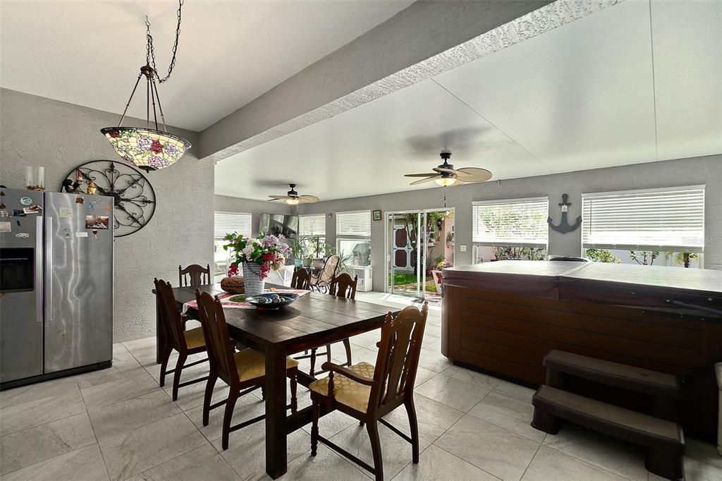 For Sale: $478,000 (4 beds, 2 baths, 2525 Square Feet)