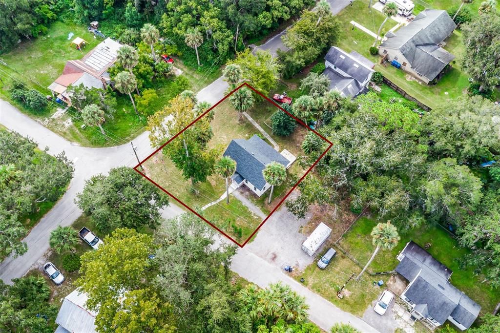 Active With Contract: $289,000 (3 beds, 2 baths, 1564 Square Feet)