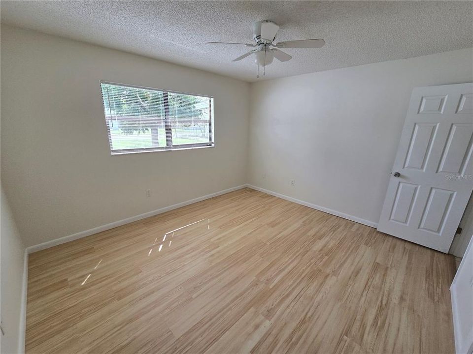 For Rent: $1,350 (2 beds, 1 baths, 785 Square Feet)