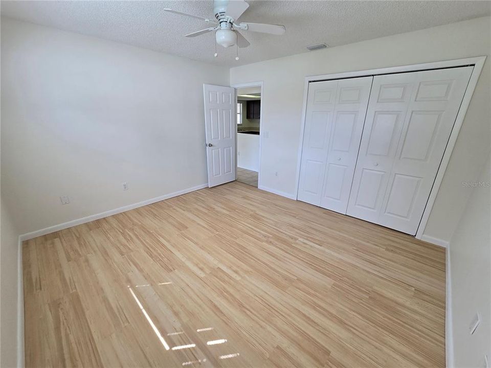 For Rent: $1,350 (2 beds, 1 baths, 785 Square Feet)