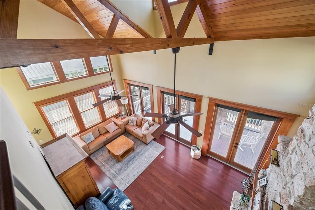 En Venta: $725,000 (2 camas, 2 baños, 1592 Pies cuadrados)