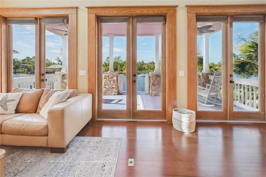 En Venta: $725,000 (2 camas, 2 baños, 1592 Pies cuadrados)