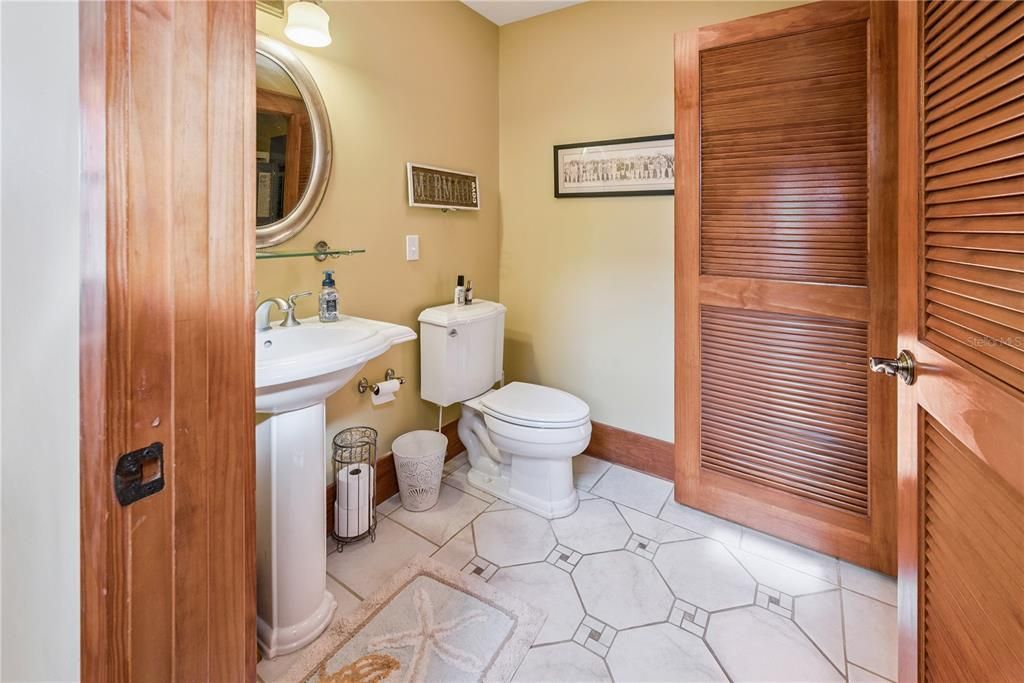 En Venta: $725,000 (2 camas, 2 baños, 1592 Pies cuadrados)