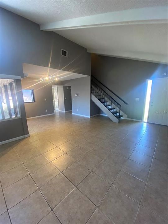 En Renta: $2,600 (4 camas, 2 baños, 1535 Pies cuadrados)