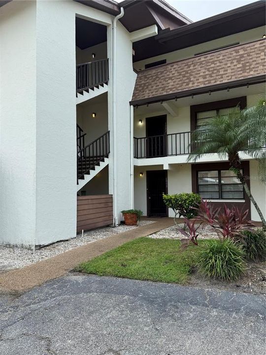 Active With Contract: $3,000 (3 beds, 2 baths, 1474 Square Feet)