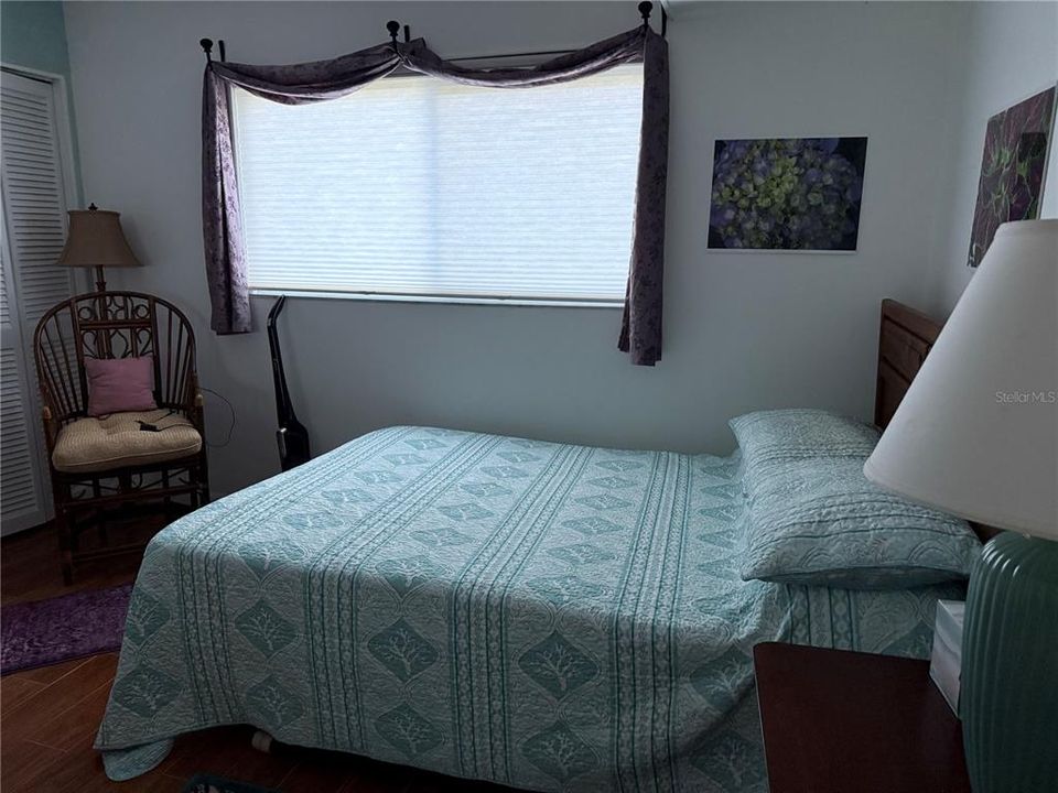 Active With Contract: $3,000 (3 beds, 2 baths, 1474 Square Feet)