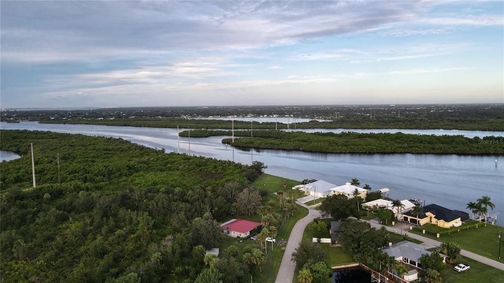 Под контрактом: $57,000 (0.39 acres)