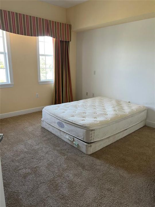 出租: $1,650 (3 贝兹, 2 浴室, 1344 平方英尺)