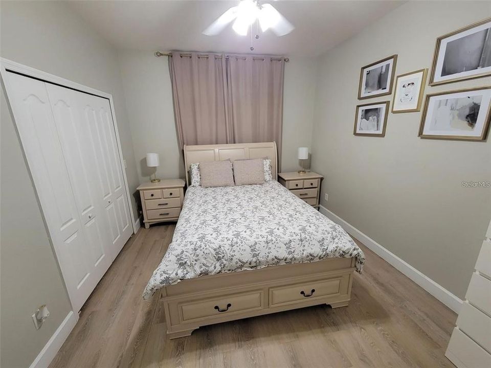 待售: $268,000 (2 贝兹, 2 浴室, 1071 平方英尺)