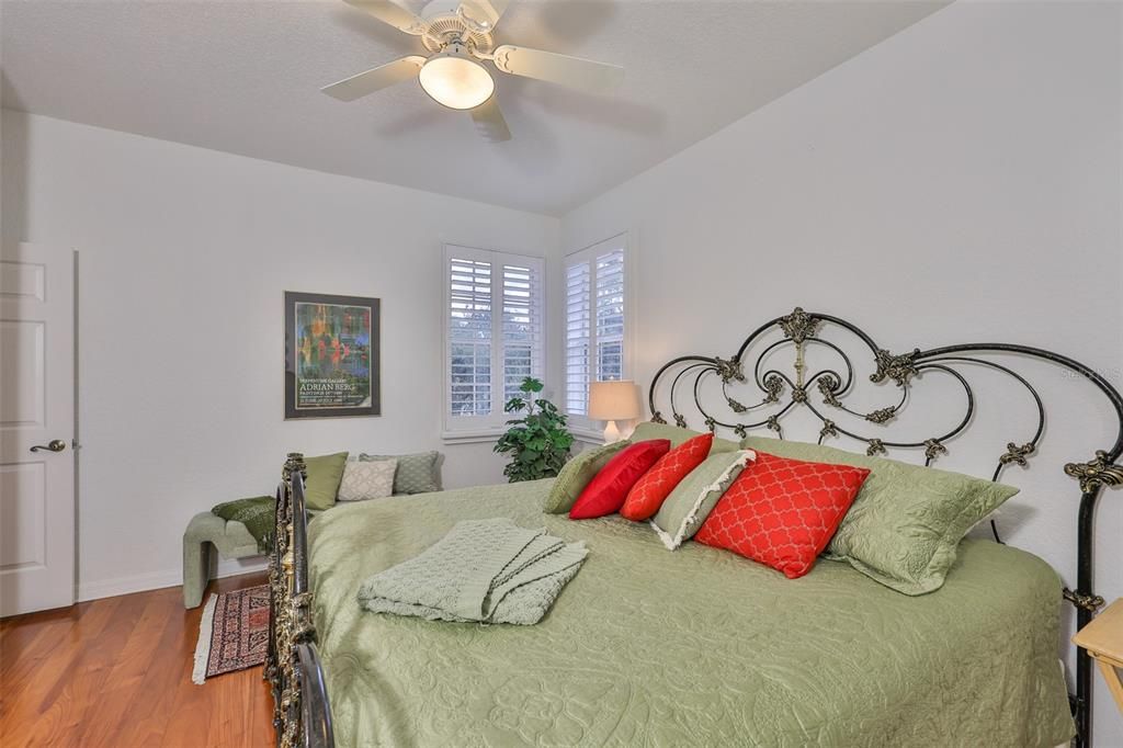 For Sale: $470,000 (3 beds, 2 baths, 2482 Square Feet)