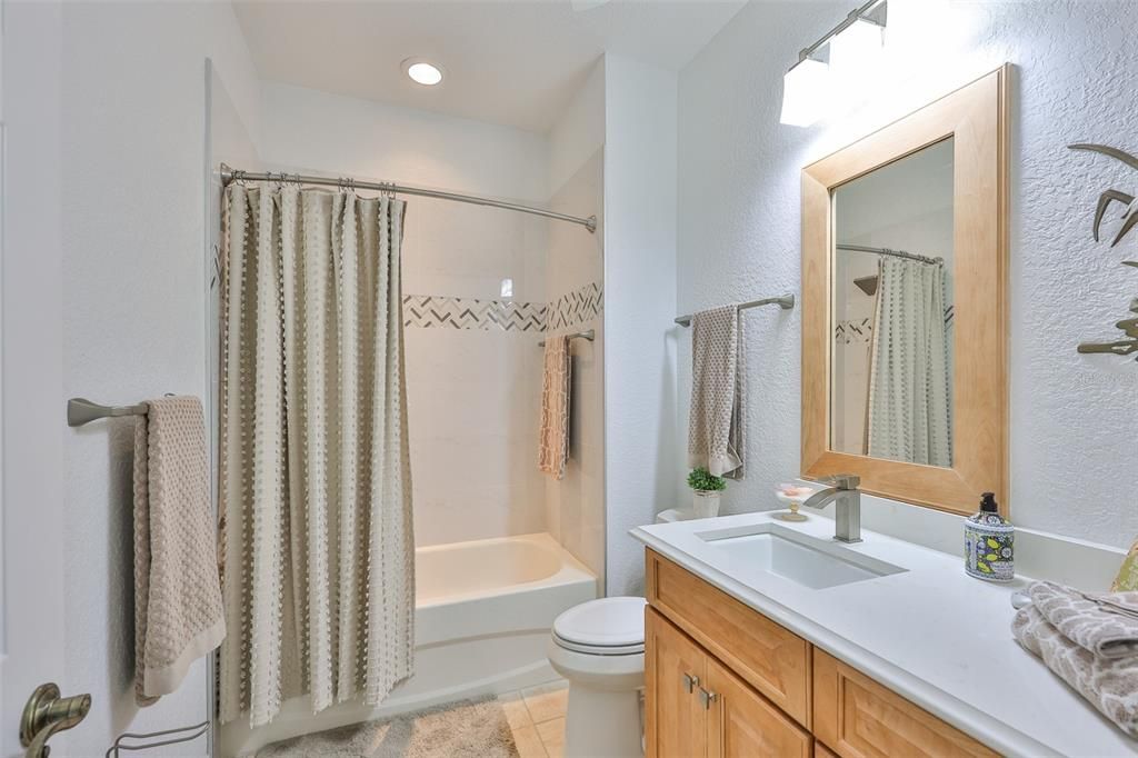 For Sale: $470,000 (3 beds, 2 baths, 2482 Square Feet)