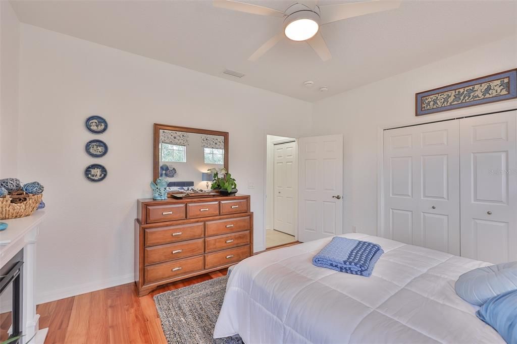 For Sale: $470,000 (3 beds, 2 baths, 2482 Square Feet)