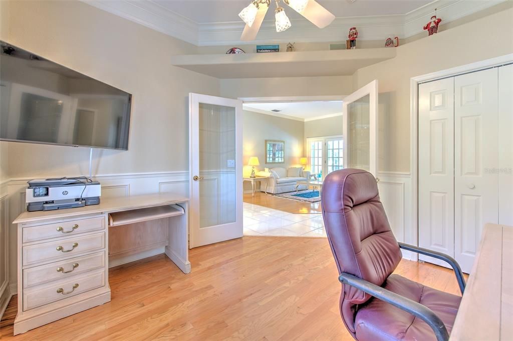 Под контрактом: $799,999 (4 спален, 3 ванн, 2633 Квадратных фут)