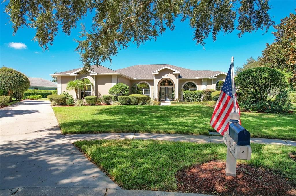 Под контрактом: $799,999 (4 спален, 3 ванн, 2633 Квадратных фут)