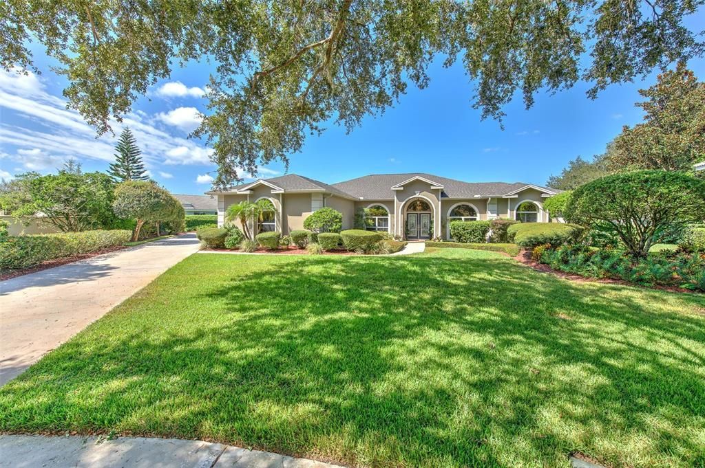 Под контрактом: $799,999 (4 спален, 3 ванн, 2633 Квадратных фут)