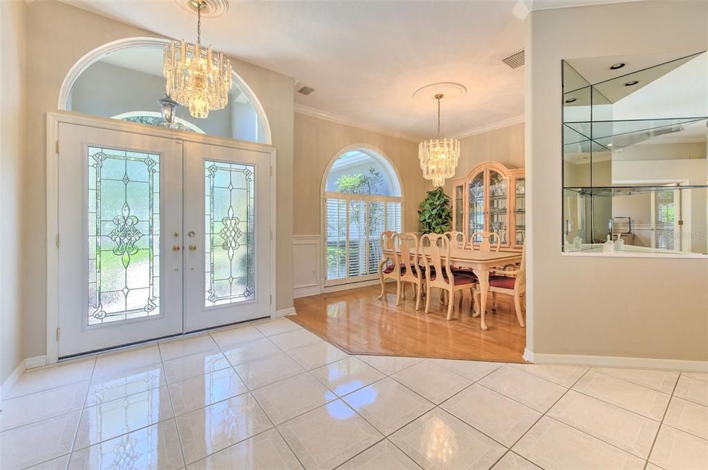 Под контрактом: $799,999 (4 спален, 3 ванн, 2633 Квадратных фут)