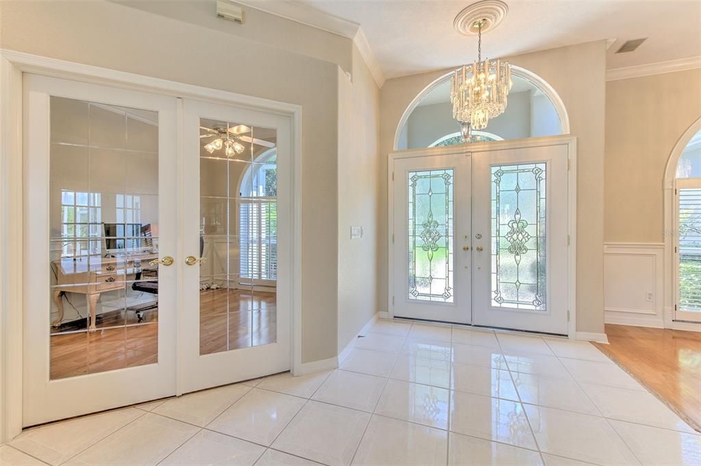 Под контрактом: $799,999 (4 спален, 3 ванн, 2633 Квадратных фут)