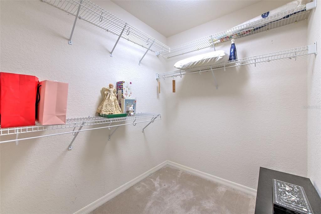 Под контрактом: $799,999 (4 спален, 3 ванн, 2633 Квадратных фут)