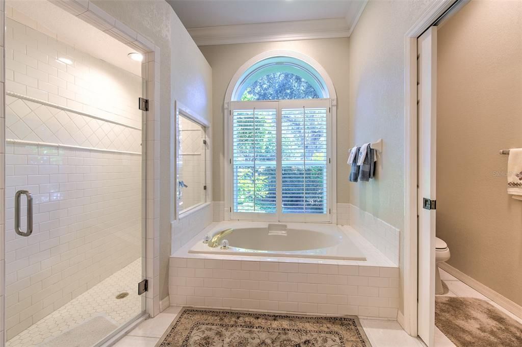 Под контрактом: $799,999 (4 спален, 3 ванн, 2633 Квадратных фут)