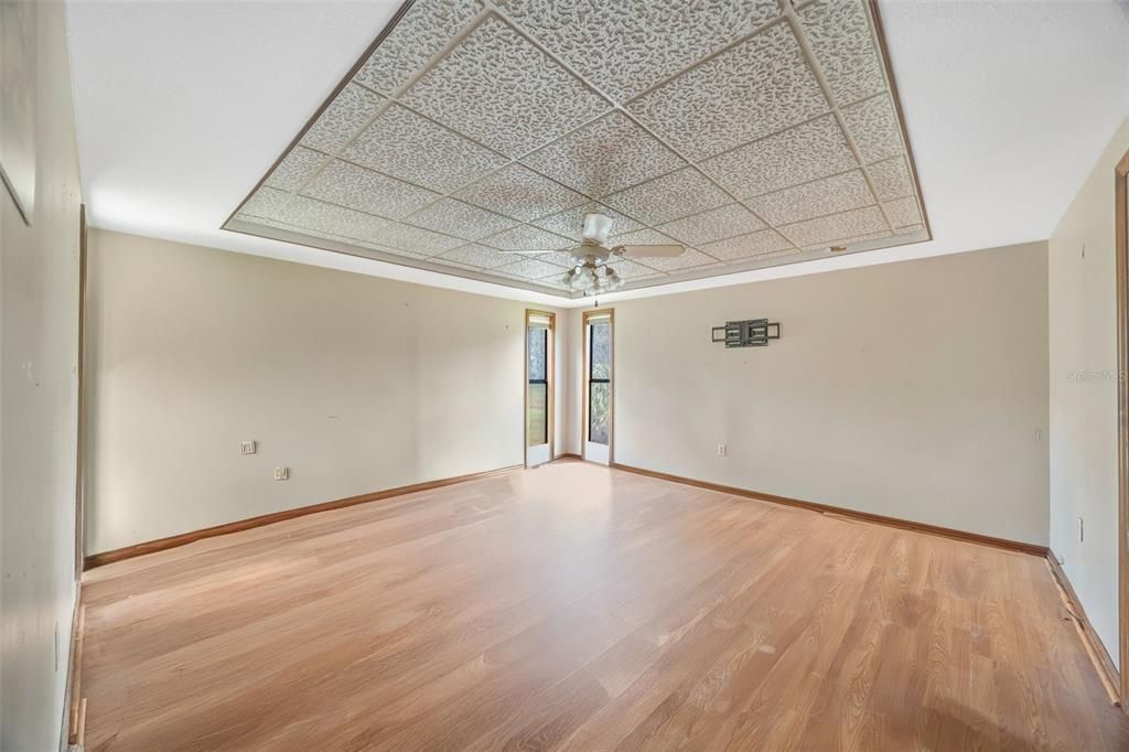 待售: $1,042,830 (2 贝兹, 2 浴室, 1746 平方英尺)