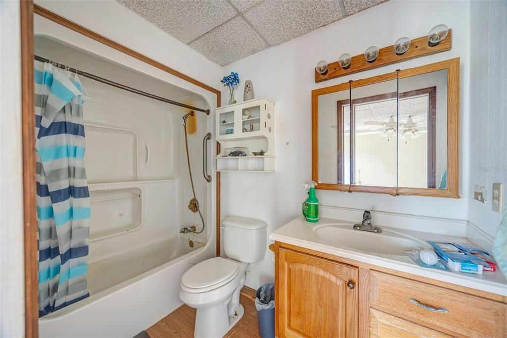 待售: $1,042,830 (2 贝兹, 2 浴室, 1746 平方英尺)