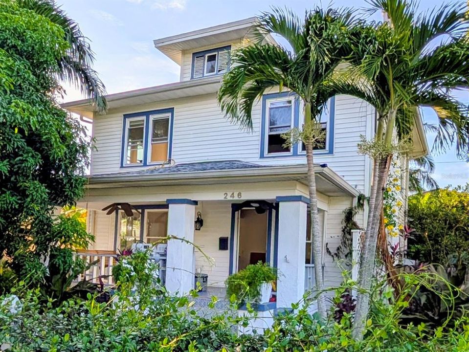 Recently Sold: $1,145,000 (3 beds, 2 baths, 2093 Square Feet)