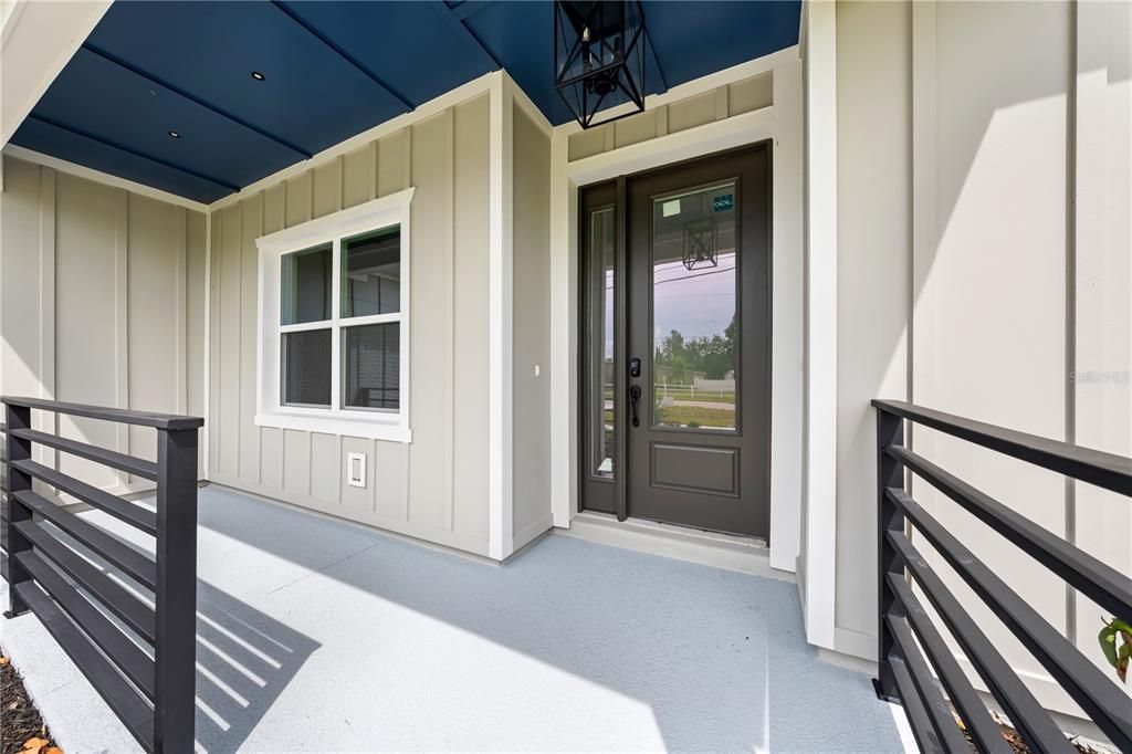 Под контрактом: $455,000 (4 спален, 2 ванн, 2027 Квадратных фут)