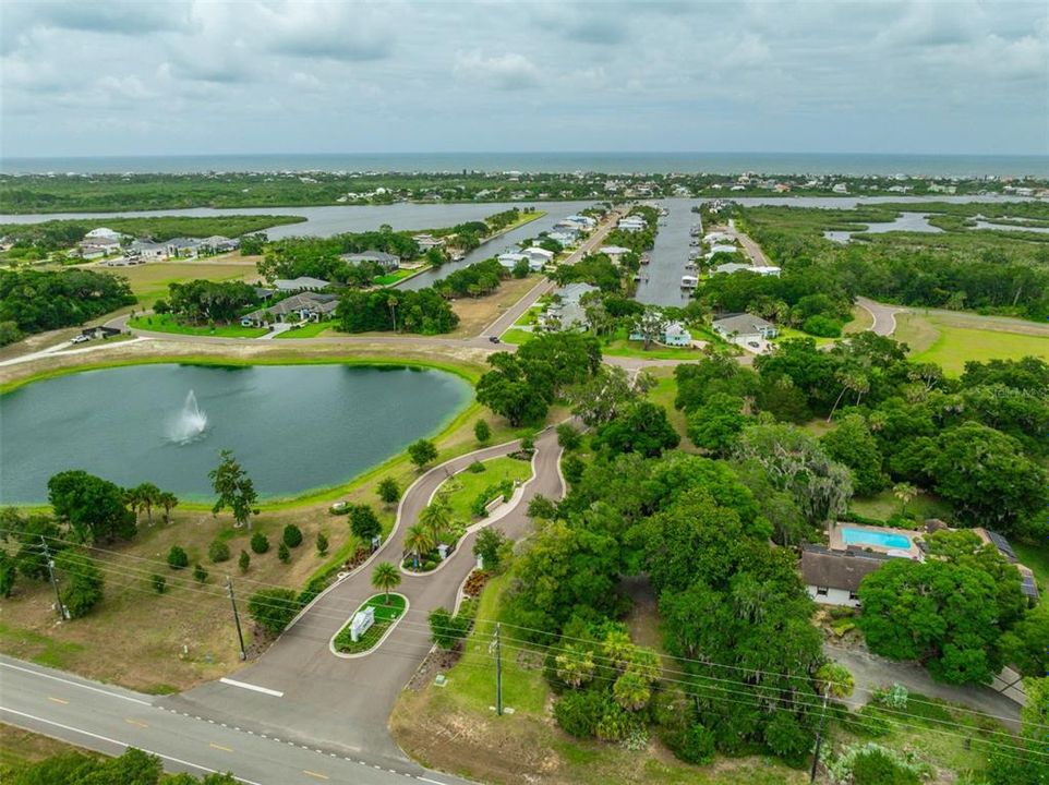 На продажу: $245,000 (0.26 acres)