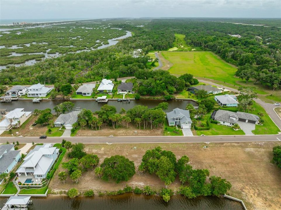 На продажу: $245,000 (0.26 acres)