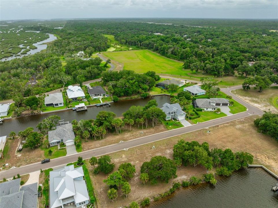 На продажу: $245,000 (0.26 acres)