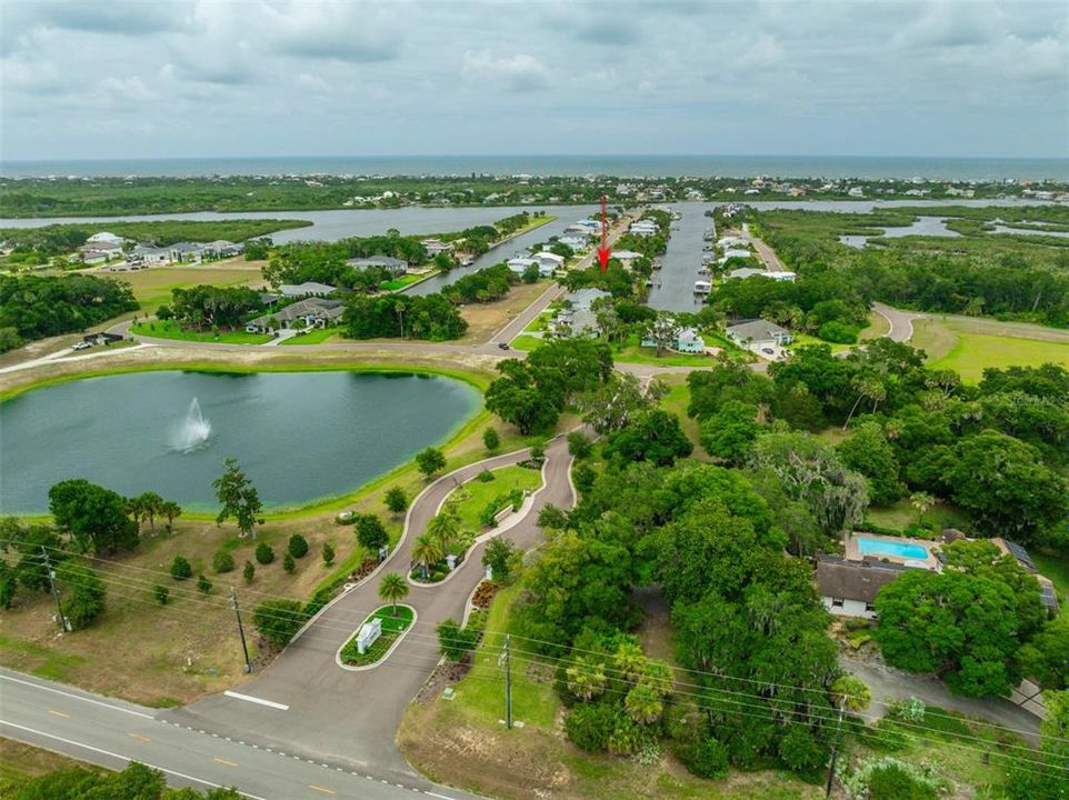 На продажу: $245,000 (0.26 acres)