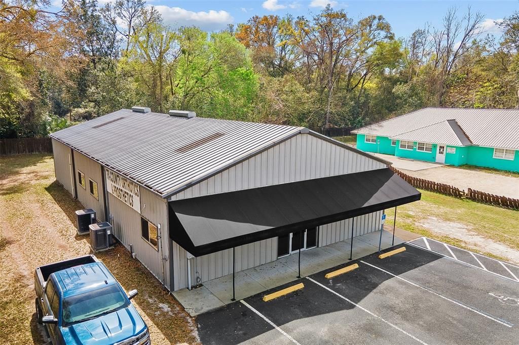 For Sale: $450,000 (0 beds, 0 baths, 2700 Square Feet)