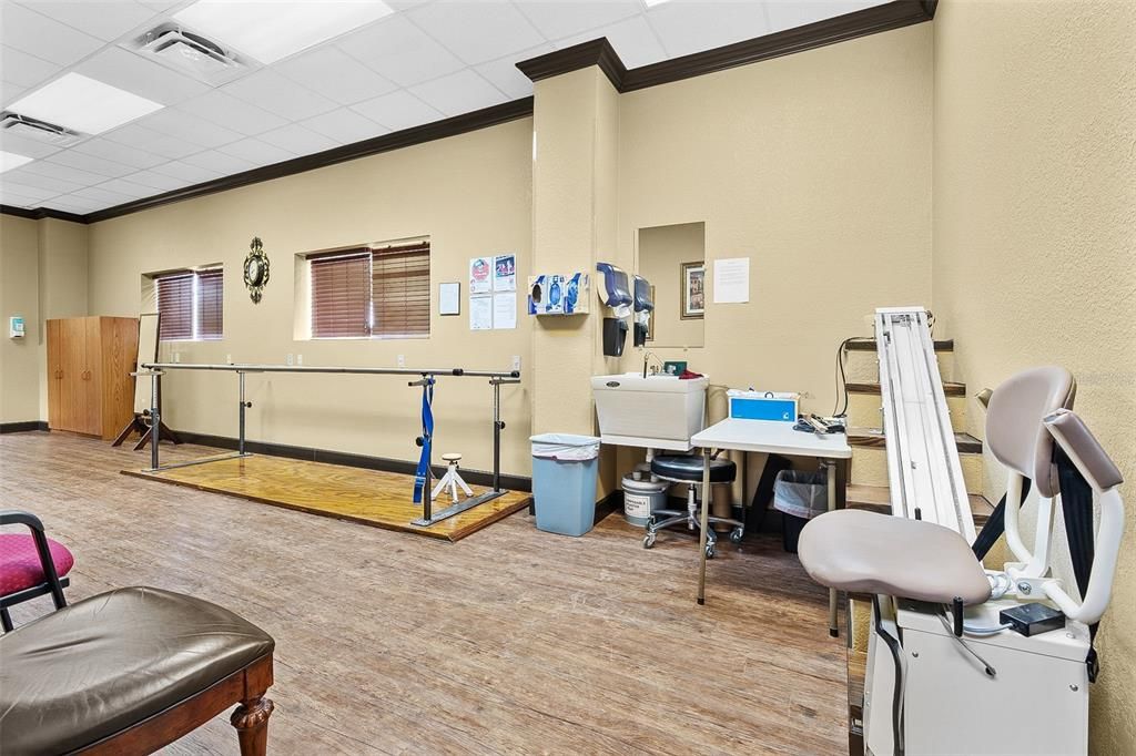 For Sale: $450,000 (0 beds, 0 baths, 2700 Square Feet)