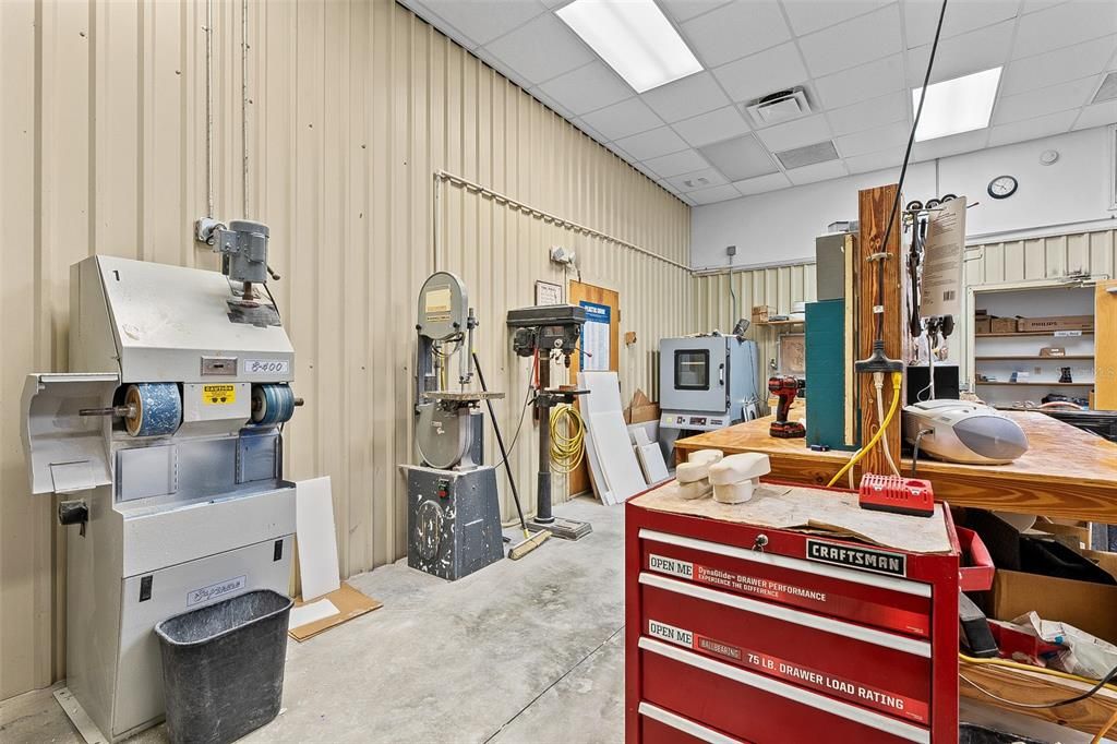 For Sale: $450,000 (0 beds, 0 baths, 2700 Square Feet)