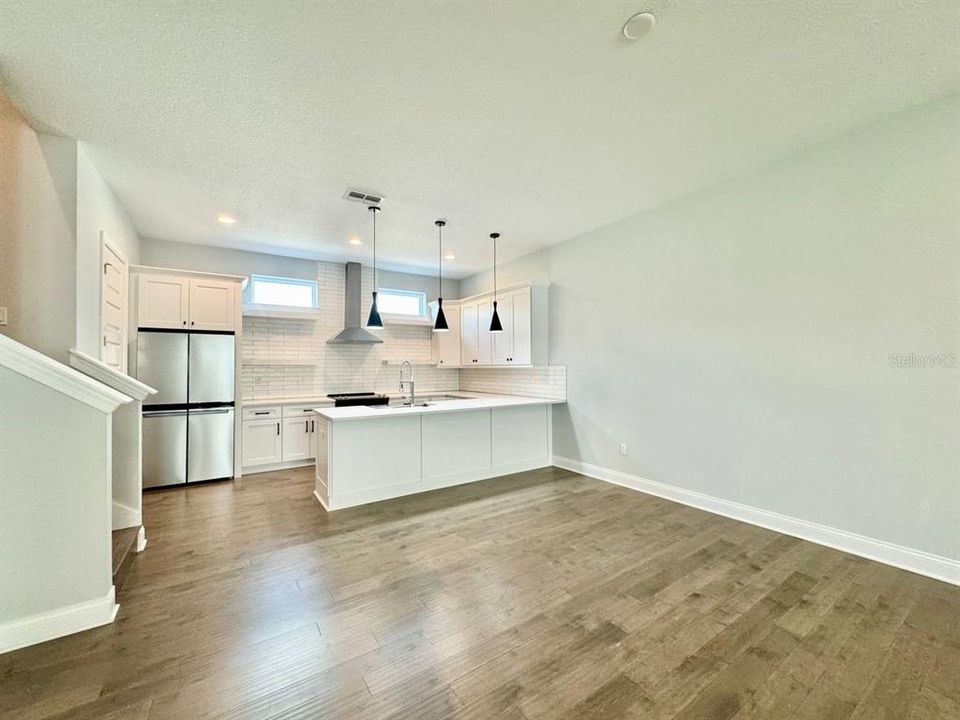 En Renta: $5,200 (3 camas, 3 baños, 2204 Pies cuadrados)