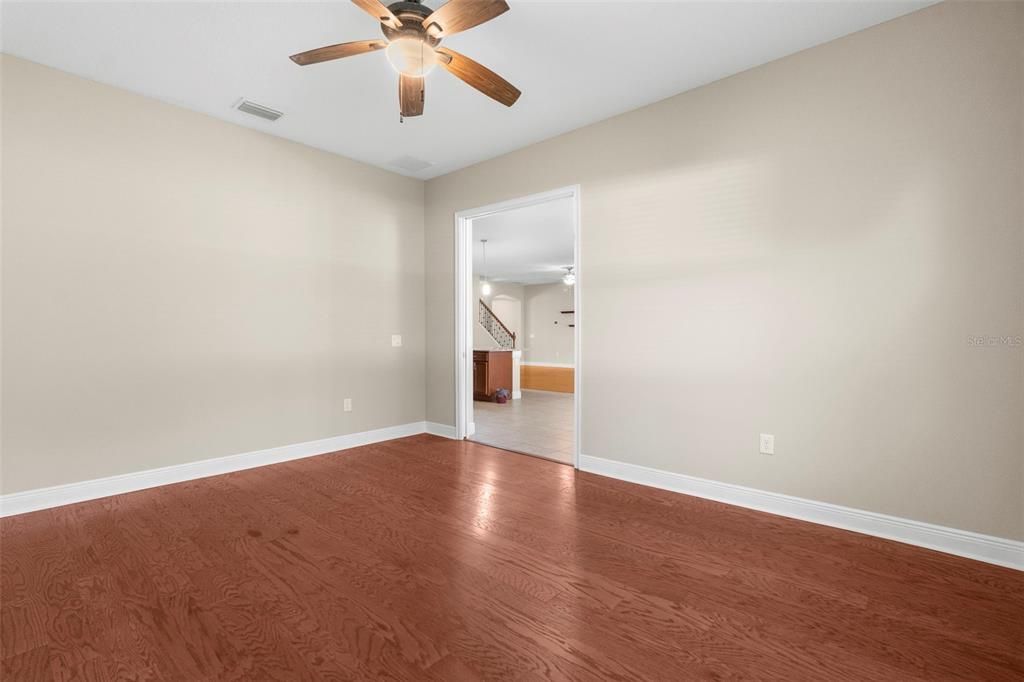 待售: $635,000 (4 贝兹, 4 浴室, 3757 平方英尺)