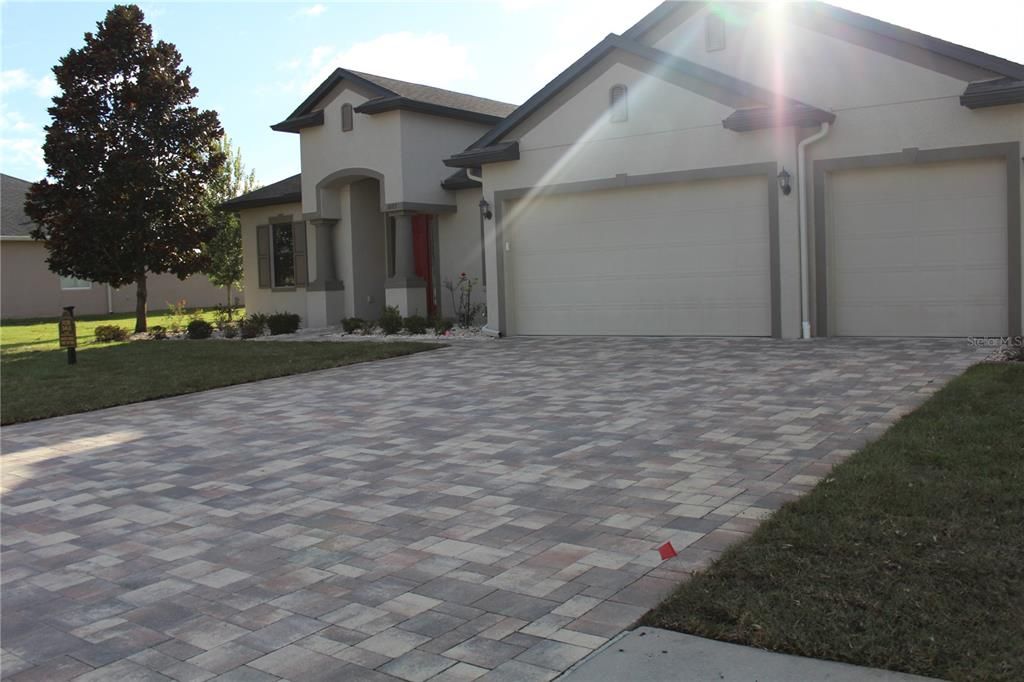 待售: $635,000 (4 贝兹, 4 浴室, 3757 平方英尺)