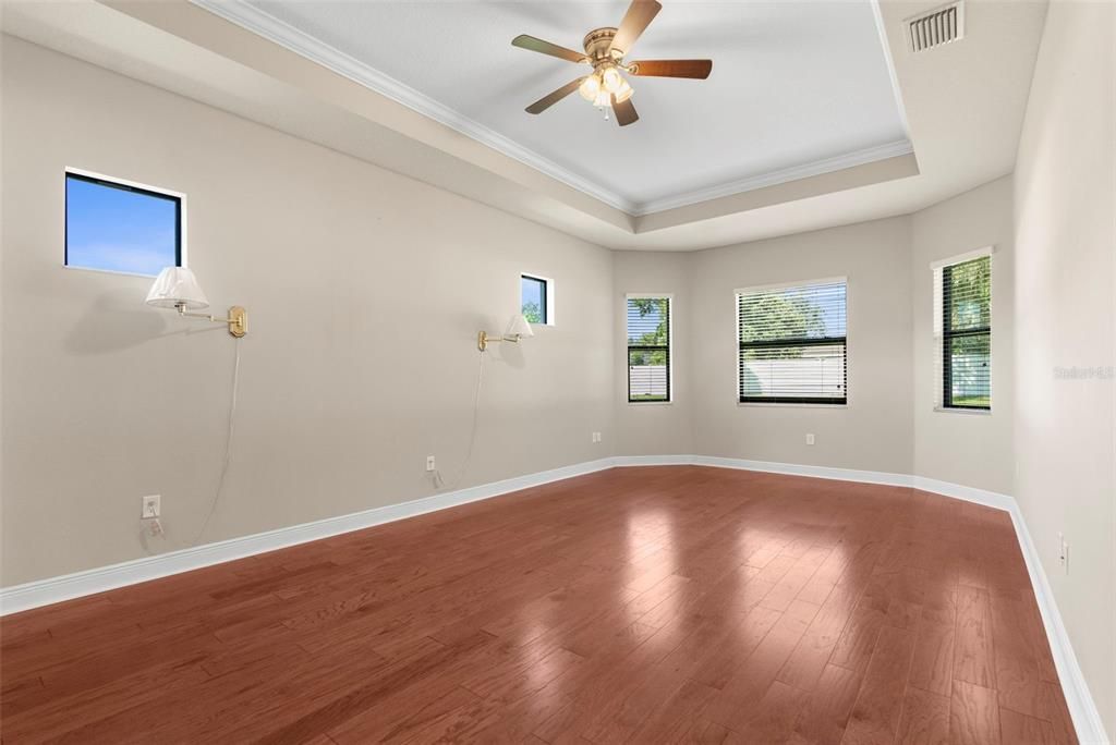 待售: $635,000 (4 贝兹, 4 浴室, 3757 平方英尺)